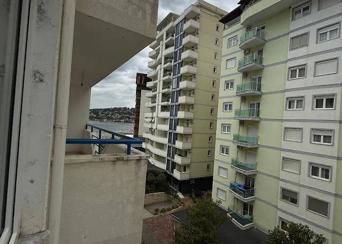 9apartaments Shengjin 公寓